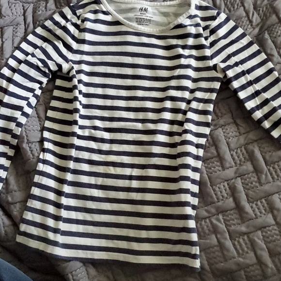 H&M basic cotton 6-8Y - Picture 3 of 3